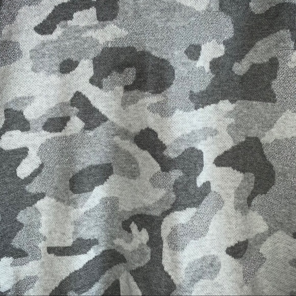 Bass Gray Camo Crewneck - Picture 2 of 5